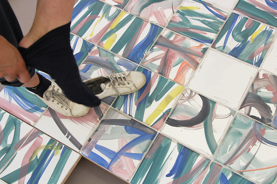 http://celinevache-olivieri.com/files/gimgs/107_floorwithfeet.jpg